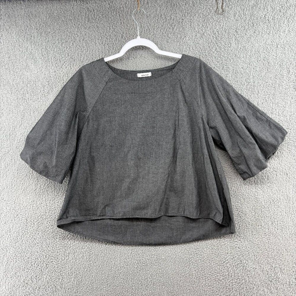 Mod Ref Balloon Sleeve Boxy Crop Top Gray Revolve Minimalist
